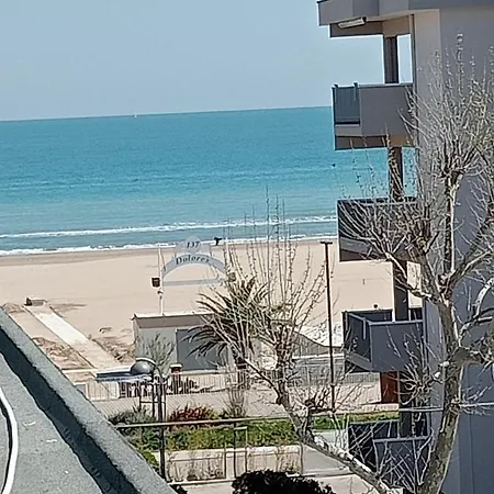 Appartamenti Carlotta Rimini Exterior foto