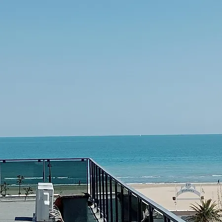 Appartamenti Carlotta Rimini Exterior foto